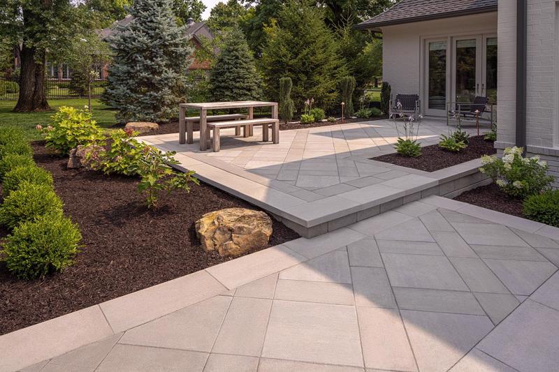 RAFFINATO CAP 14X28 SMOOTH Techo-Bloc CHAMPLAIN 60MM | GREY