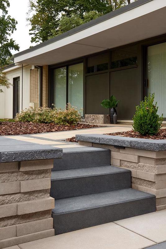 Outdoor steps and stairs Raffinato Step marches extérieurs F V2 2020 U S071 D S C9750