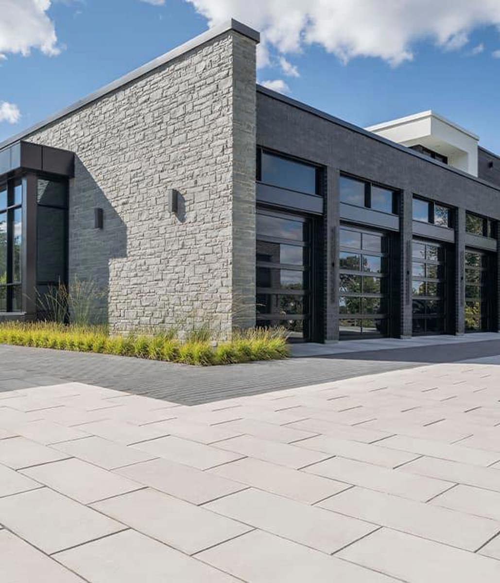 Techo bloc by space driveways front yard entrance pavers grey charcoal 4 (1)