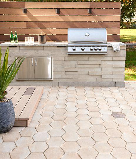 Techo Bloc slabs walls patio outdoor kitchen hexa graphix borealis beige cream chestnut brown hazelnut brandy