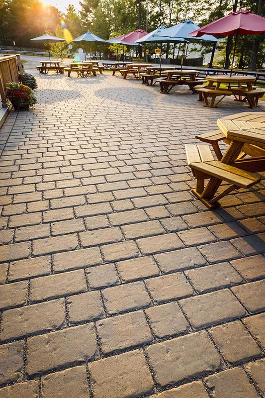M A I N commercial permeable cobblestone paver Pure pavés perméables A00409 05 392