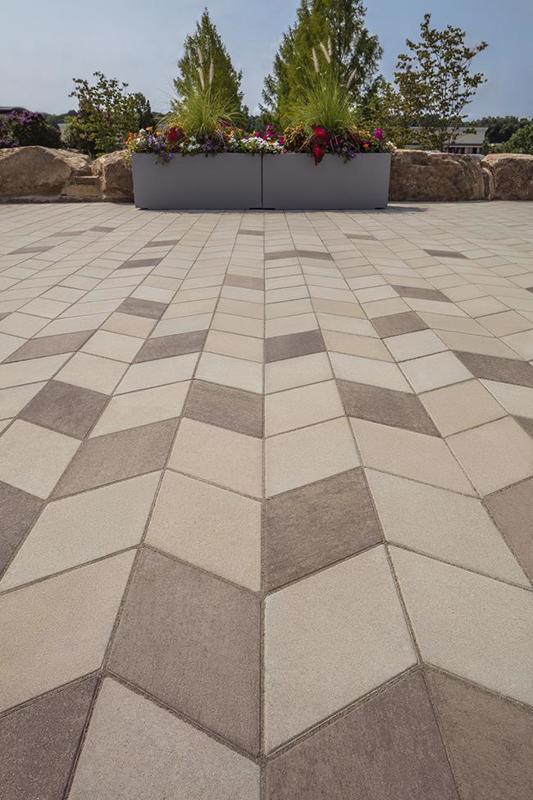 Commercial paver Diamond Smooth pavé 2022 U S111 Knoxville T N 2 N0 A0099 1