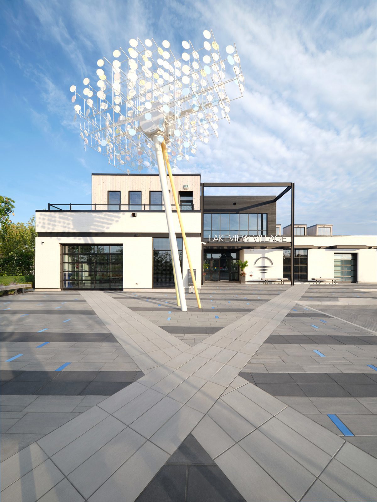 Urban design, Sky, Cloud, Plant, Light, Lighting, Flower, Building