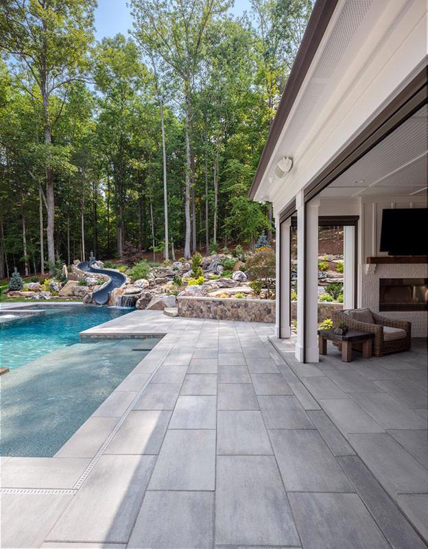 Patio paver slabs Blu Grande Smooth dalle de patio 2022 U S112 Davidson N C 2 N0 A0271 Pano