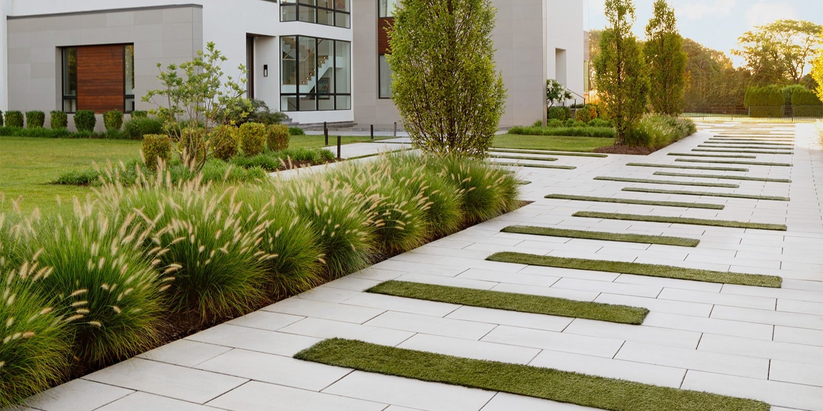 Sleek Paver Paver