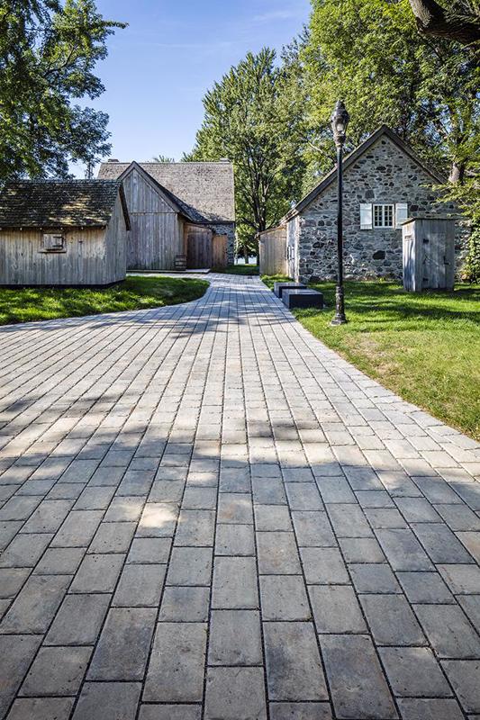 Commercial permeable cobblestone paver Pure pavés perméables 01055 05 168 H D R