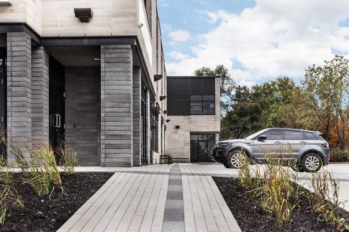Automotive tire, Wheel, Plant, Cloud, Sky, Vehicle, Car, Asphalt, Building