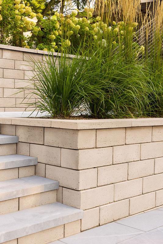 M A I N retaining wall blocks Travertina Wall muret 2019 U S019 8806 F V2