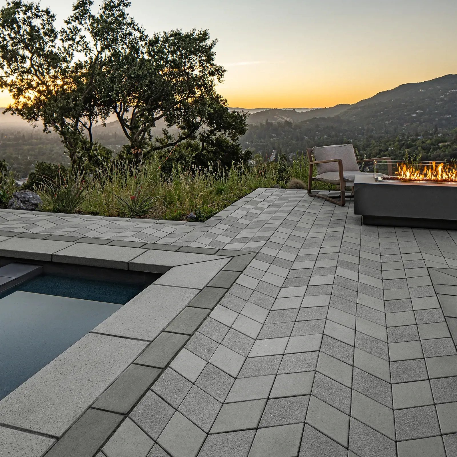 DIAMOND HD², SMOOTH, GREYED NICKEL | Techo-Bloc
