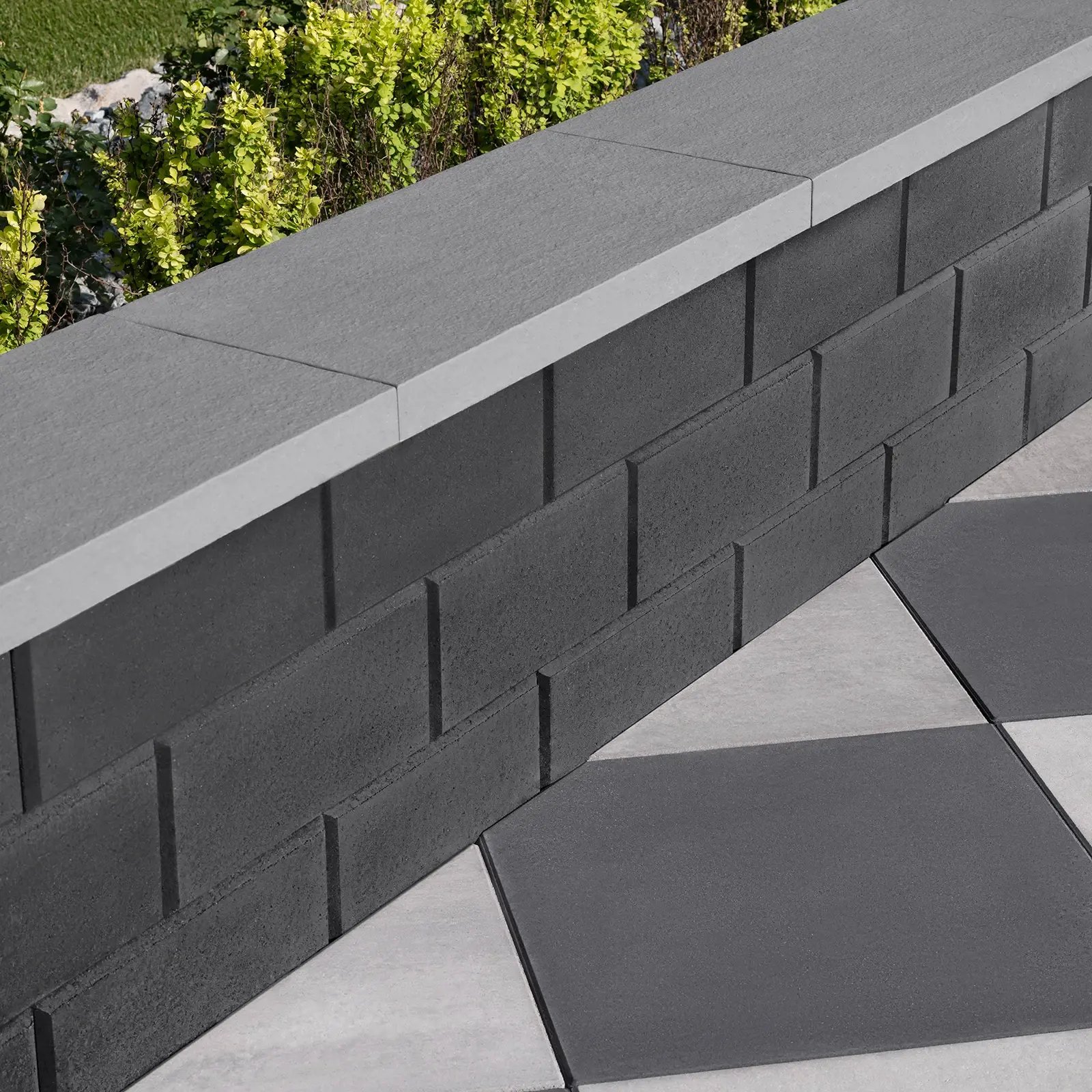 RAFFINATO 180 PILR/CRNR/EDGE SMOOTH ONYX BLACK | Techo-Bloc