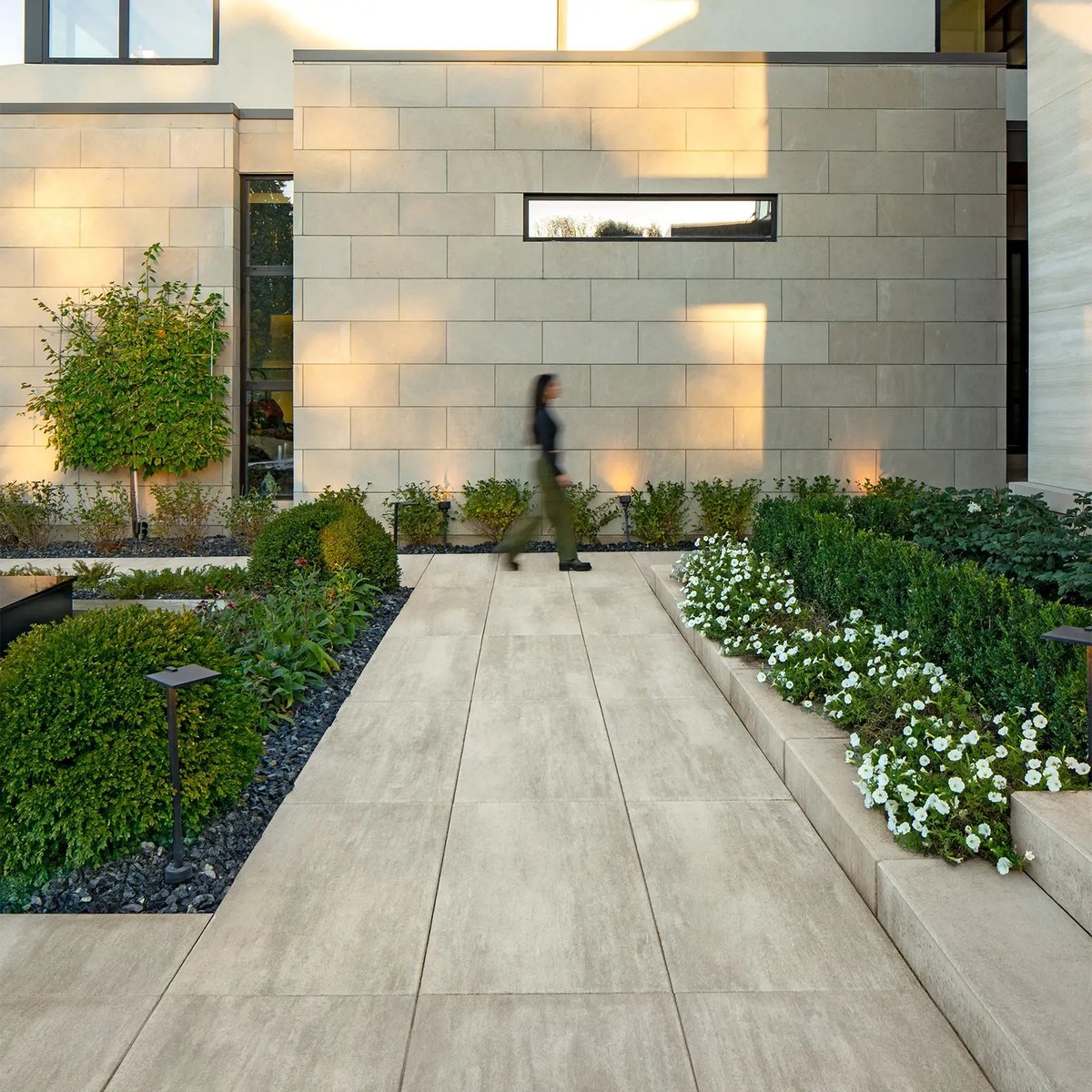 INDUSTRIA 600X600X60 HD² [11ROWS], SMOOTH, CAFFÈ CREMA | Techo-Bloc