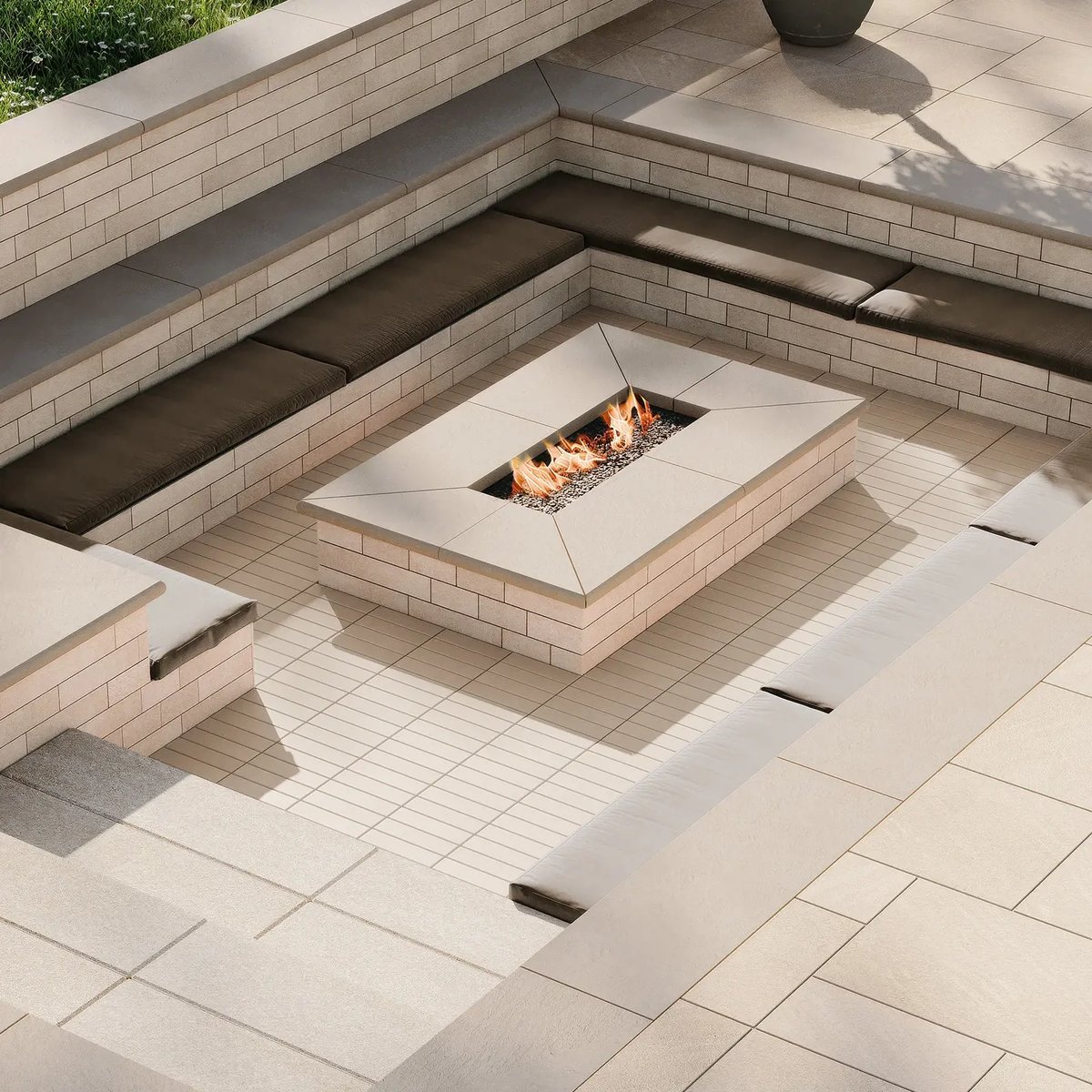 Sandstone Thinset Veneer Wall, Beige | Techo-Bloc