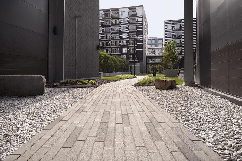 Commercial pavers Industria Smooth Paver pavés 2022 C A098 Selection Ret Raite Rosemont R A P00995