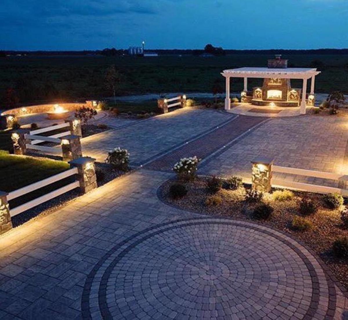 Techo bloc backyard patio slabs pavers grey black lighting homepage C O blog 3 E N