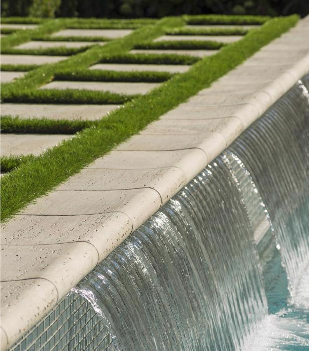 Techo bloc permeable pavement poolside slabs rectangle beige img6