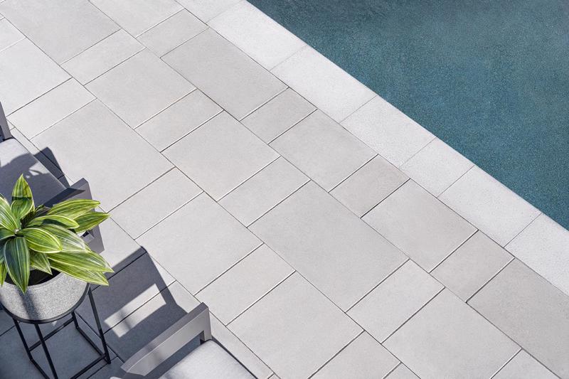 Commercial patio paver slabs Para Smooth dalle de patio 2021 C A084 Ottawa R A P03145