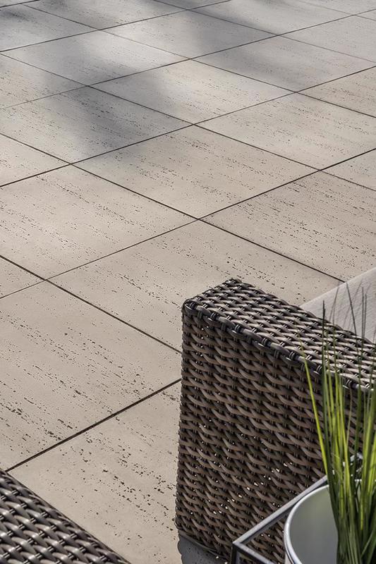 M A I N commercial patio paver slabs Travertina Raw dalle de patio 2021 C A092 Berthierville R A P07433