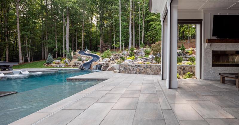 Patio paver slabs Blu Grande Smooth dalle de patio 2022 U S112 Davidson N C 2 N0 A0166 Pano