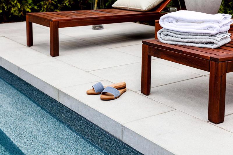 Modern wall caps and pool coping Raffinato Cap couronnement et contour de piscine moderne 01075 05 064